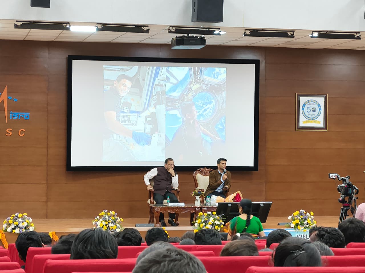 WhatsApp Image 2025-11-27 at 16.16.42 (1)