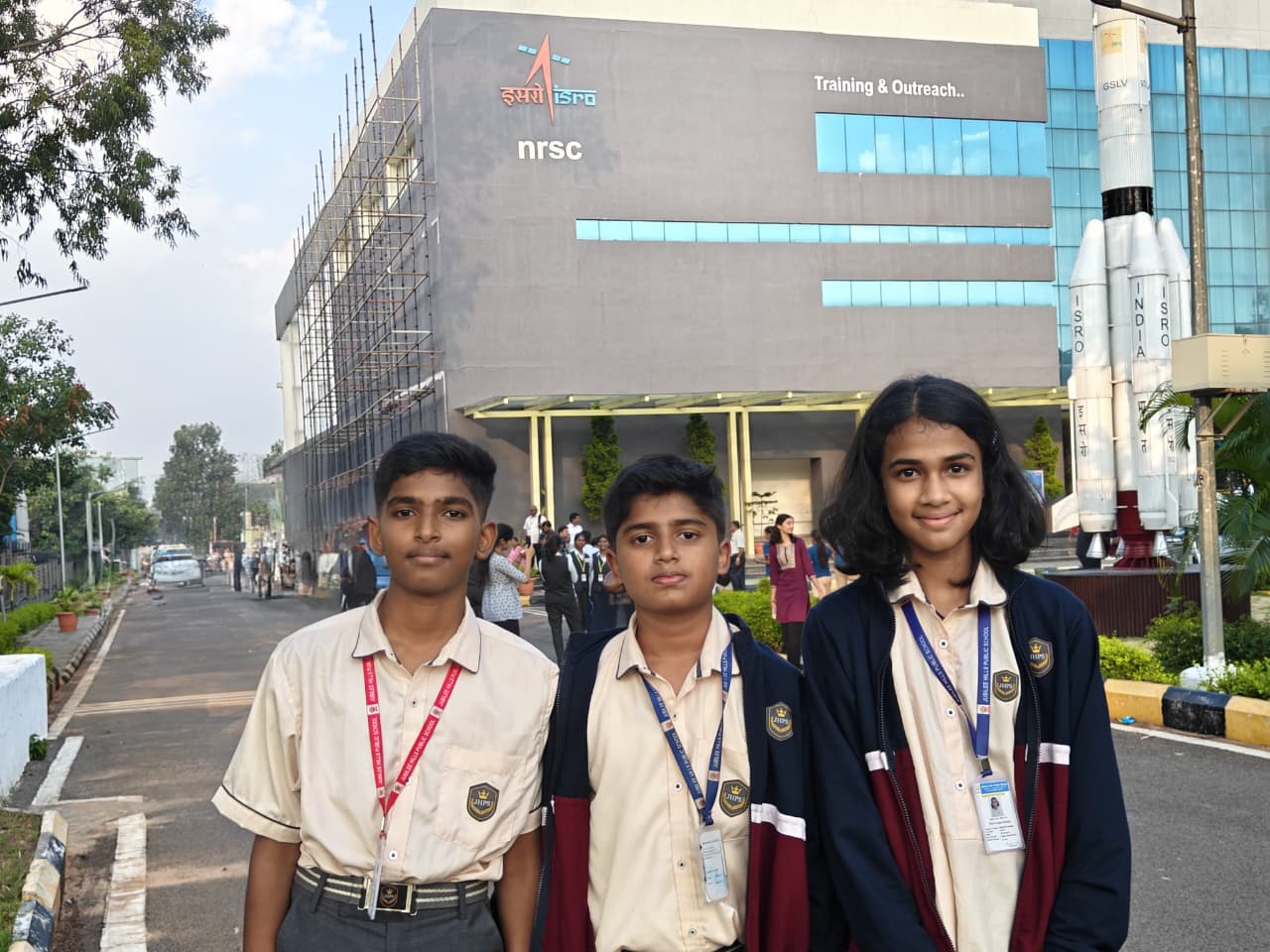 WhatsApp Image 2025-11-27 at 16.16.43